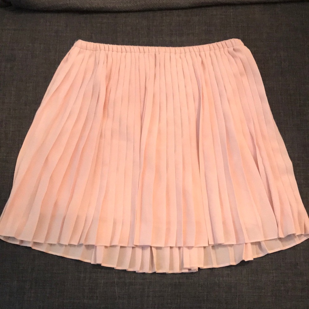 Banana Republic pleated skater skirt